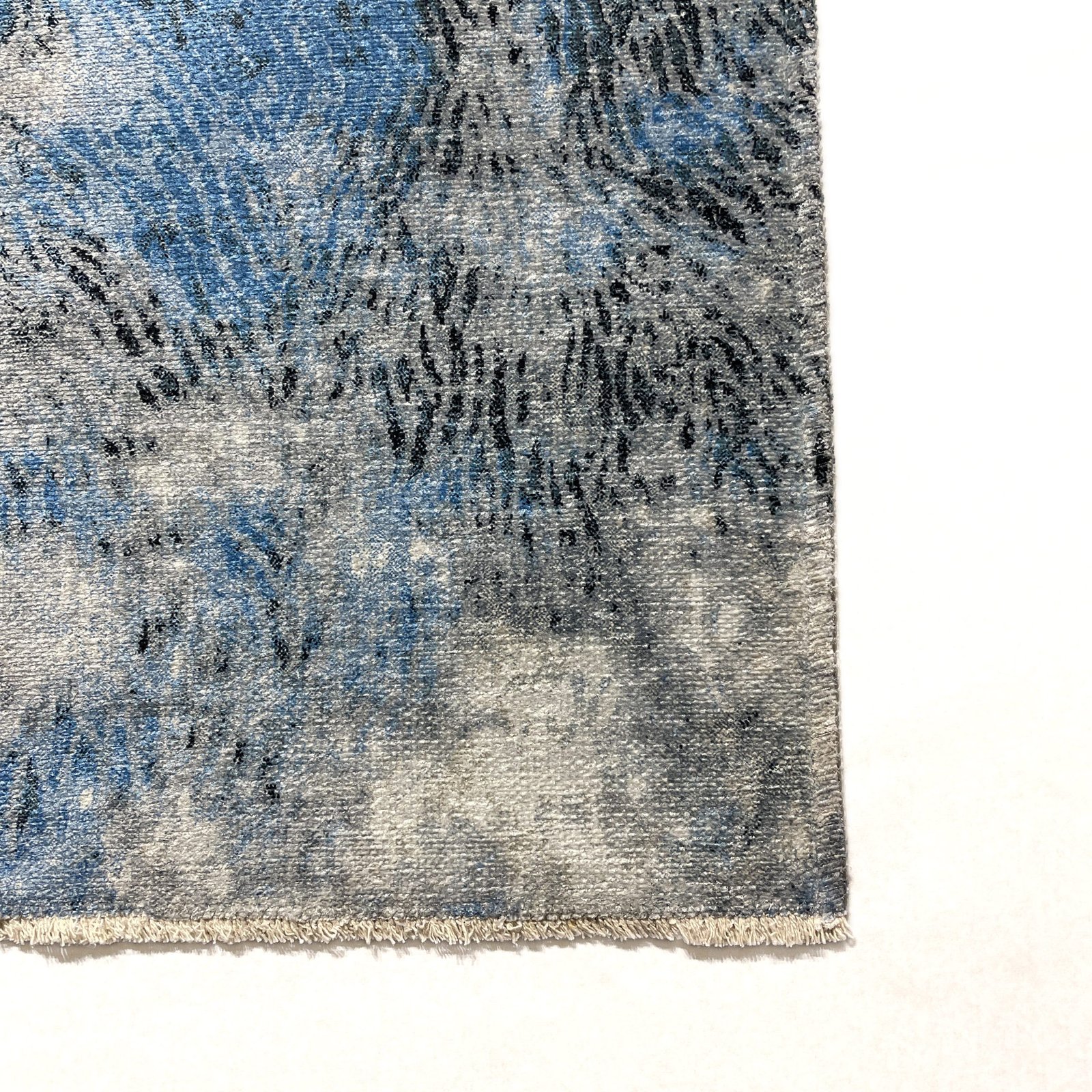 NH7044-321-01-02 Tapis Modern Pamukkale — Navy