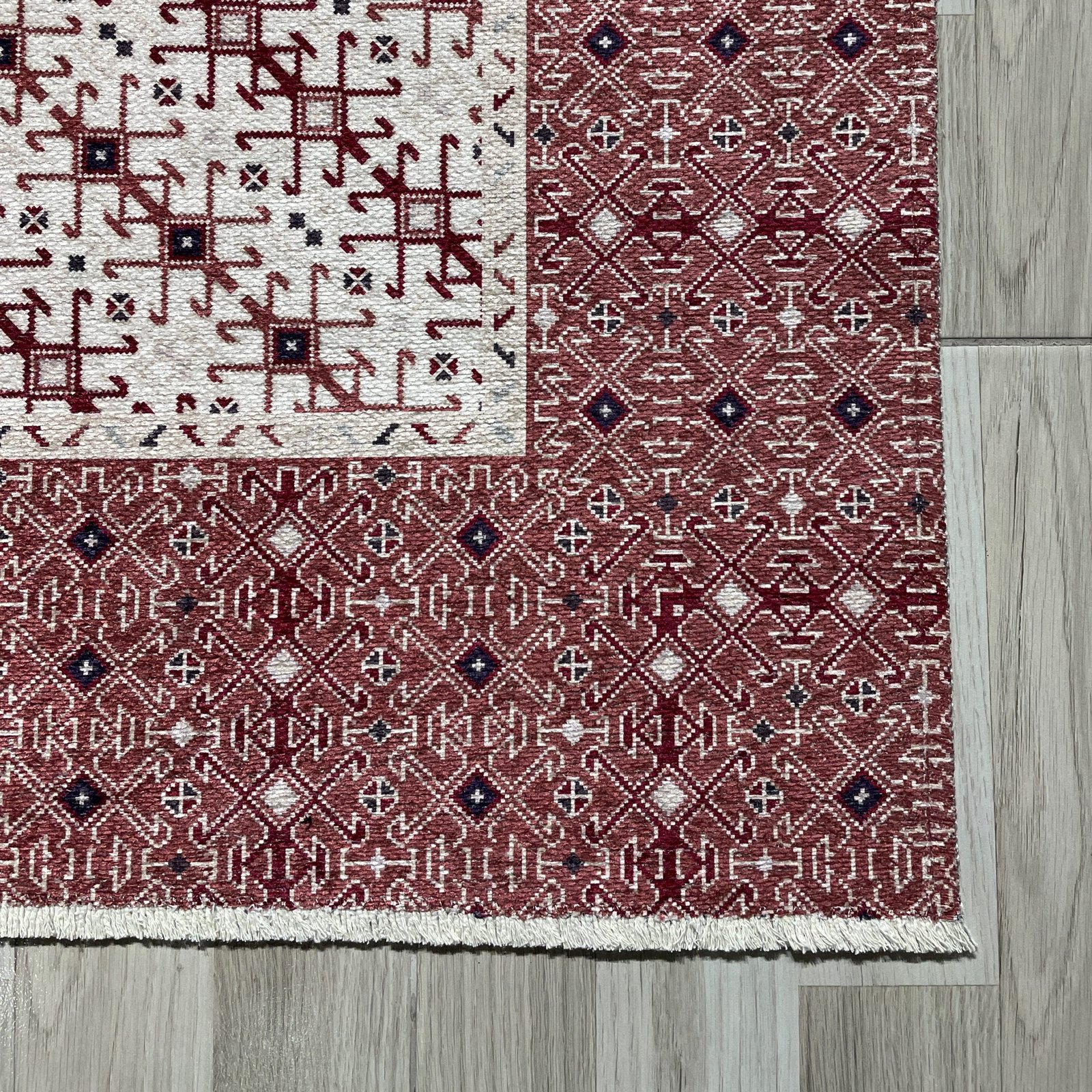NH7048-342-01-02 Tapis Ethnic Classic Ürgüp — Terracotta