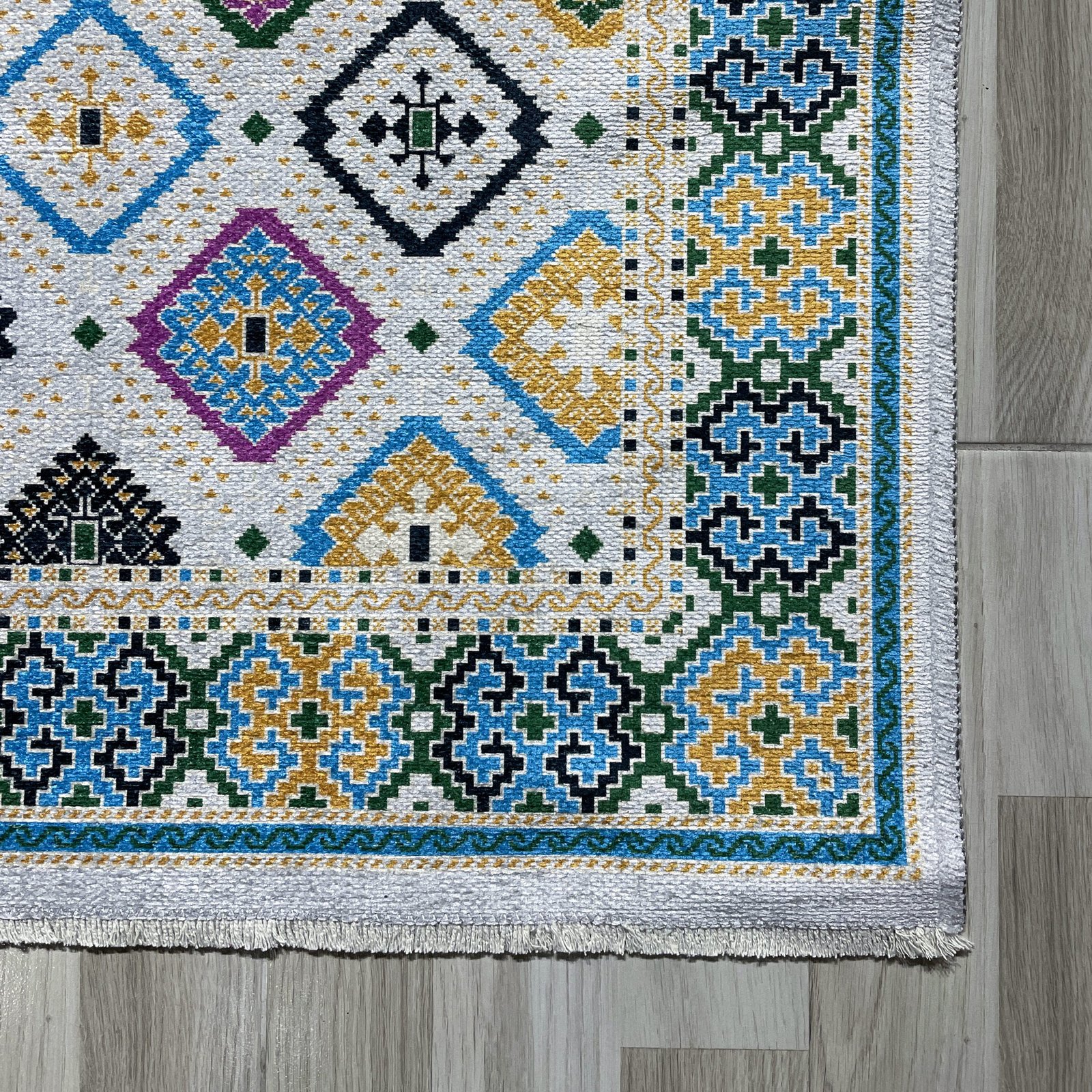 NH7062-404-01-02 Tapis Ethnic Aksaray — Gold
