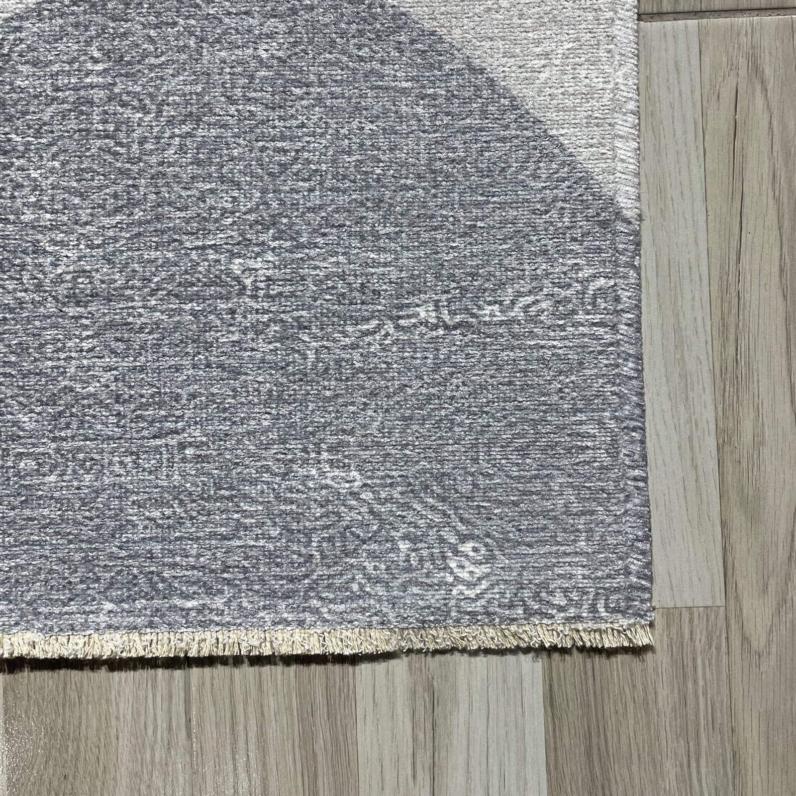 NH7073-465-01-02 Tapis Geometric Modern Prisme — Silver & Anthracite